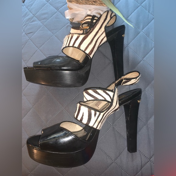 Vintage Michael Kors Platform Heels - Picture 6 of 17